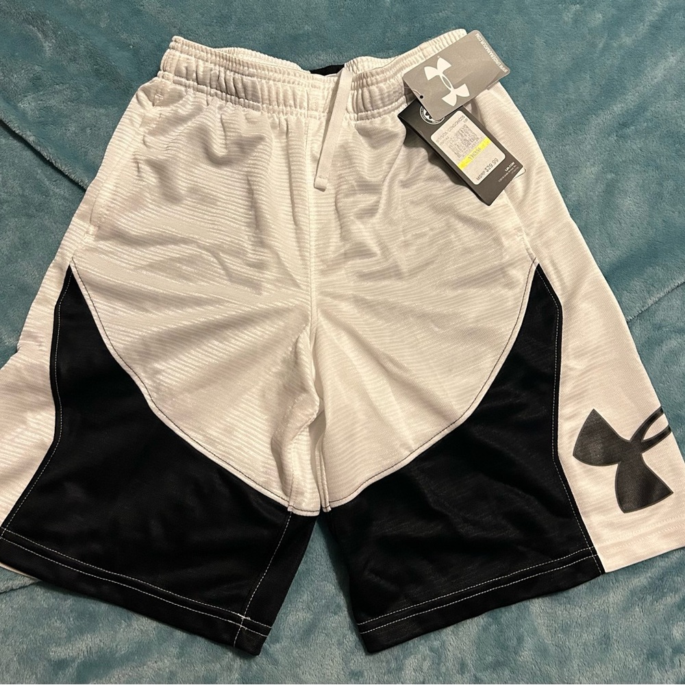 Boys under armour NWT